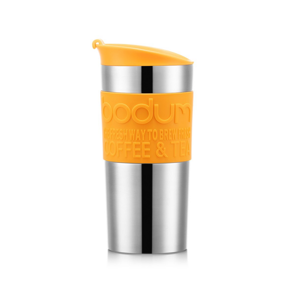 The Butt Cup: A Travel Mug With a Twisting Silicone Lid Like an Aperture