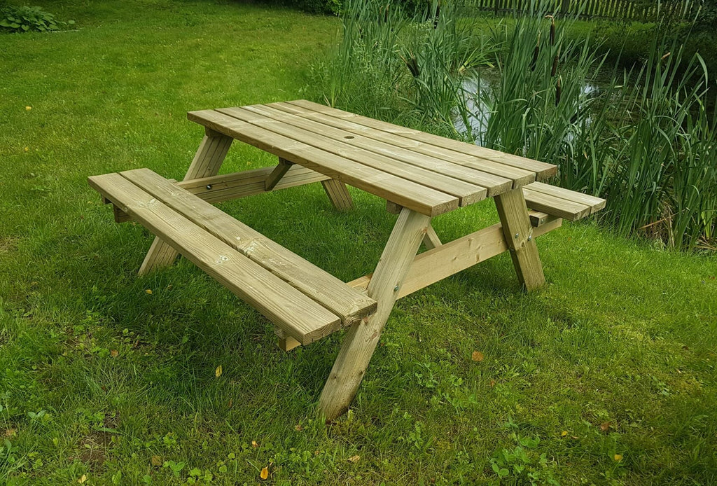 Picnic Bench: Doolin Six-Seater for Outdoor Gatherings – Ronayne
